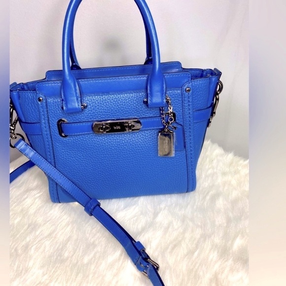 💙🩶COACH SWAGGER 21💙🩶 - Picture 2 of 2